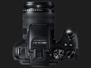 FUJIFILM FinePix HS30EXR